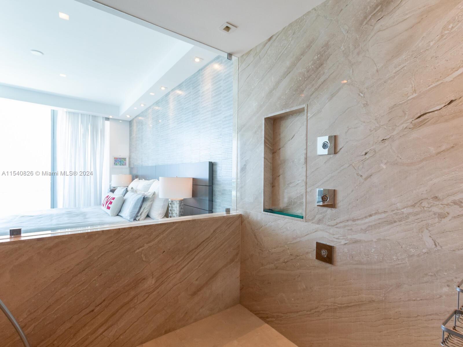 900 Biscayne Blvd 3406, Miami, Florida 33132, 3 Bedrooms Bedrooms, ,4 BathroomsBathrooms,Residential,For Sale,900 Biscayne Blvd 3406,A11540826