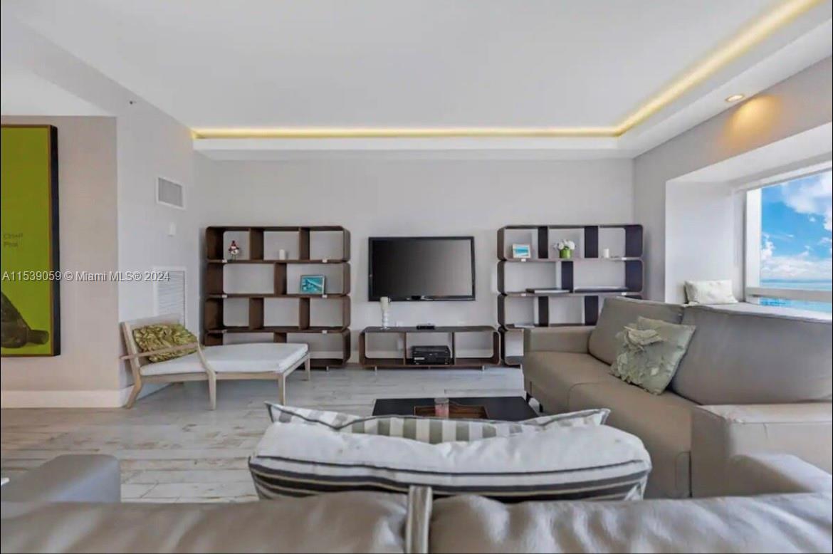 1435 Brickell Ave 3401, Miami, Florida 33131, 2 Bedrooms Bedrooms, ,2 BathroomsBathrooms,Residential,For Sale,1435 Brickell Ave 3401,A11539059