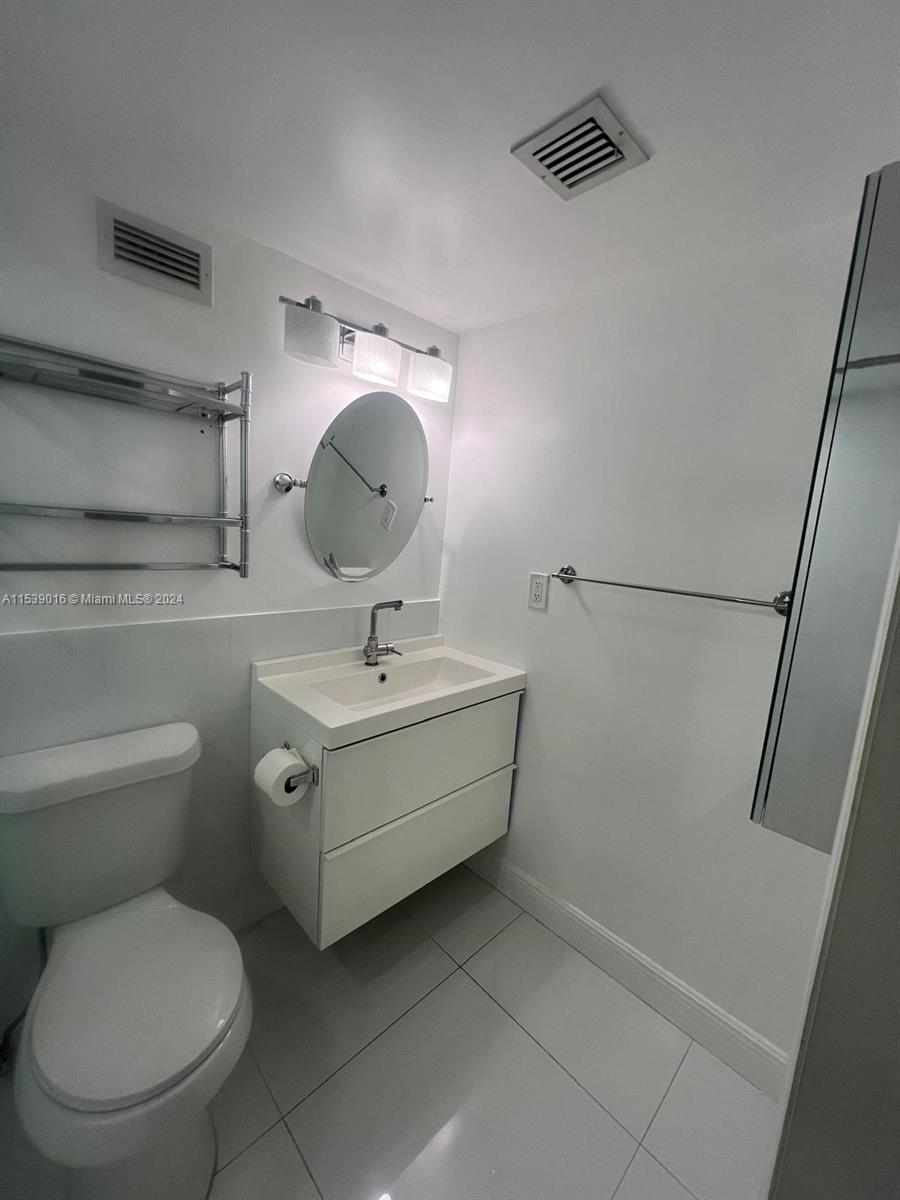 2501 S Ocean Dr 834, Hollywood, Florida 33019, ,1 BathroomBathrooms,Residentiallease,For Rent,2501 S Ocean Dr 834,A11539016