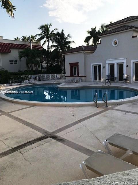 6713 Kendall Dr, Pinecrest, FL, 33156 United States, 1 Bedroom Bedrooms, ,1 BathroomBathrooms,Residential,For Sale,Kendall Dr,A11540858