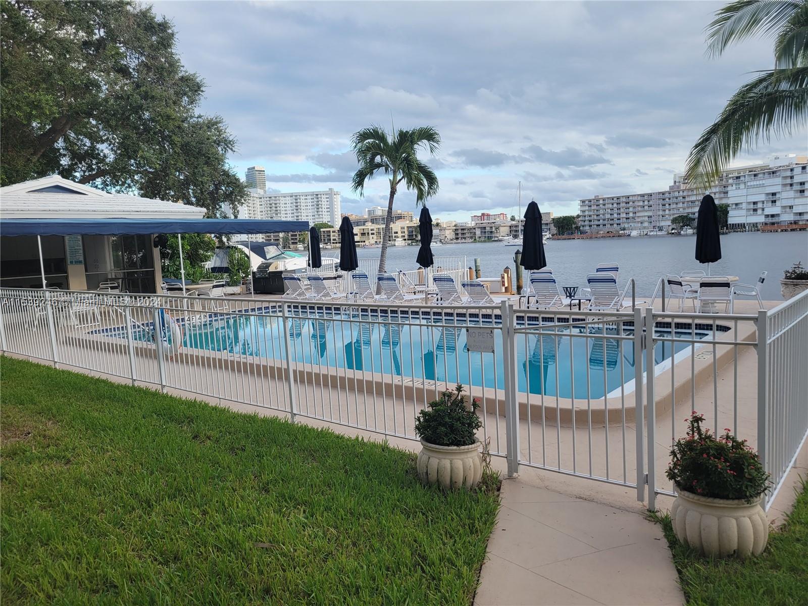 2000 Diana Dr 305, Hallandale Beach, Florida 33009, 2 Bedrooms Bedrooms, ,2 BathroomsBathrooms,Residential,For Sale,2000 Diana Dr 305,A11539246