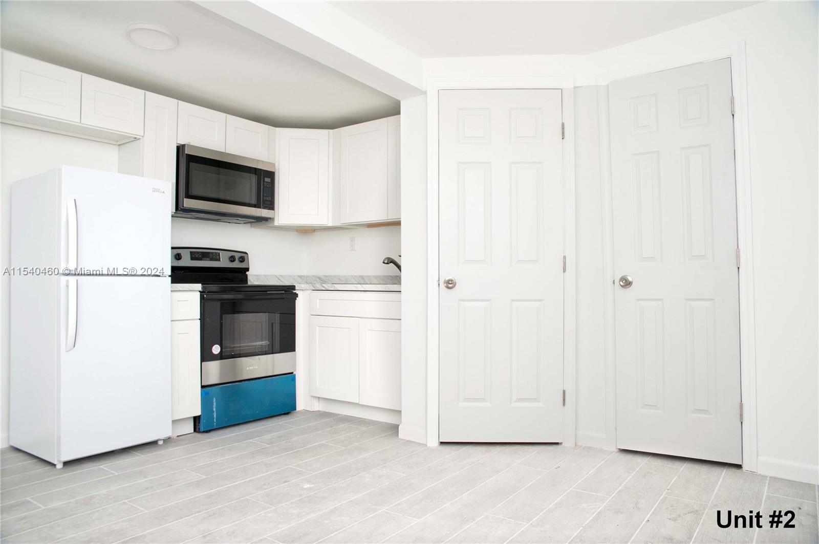 1323 N Federal Hwy #1-10, Hollywood, Florida 33020, ,Commercialsale,For Sale,1323 N Federal Hwy #1-10,A11540460