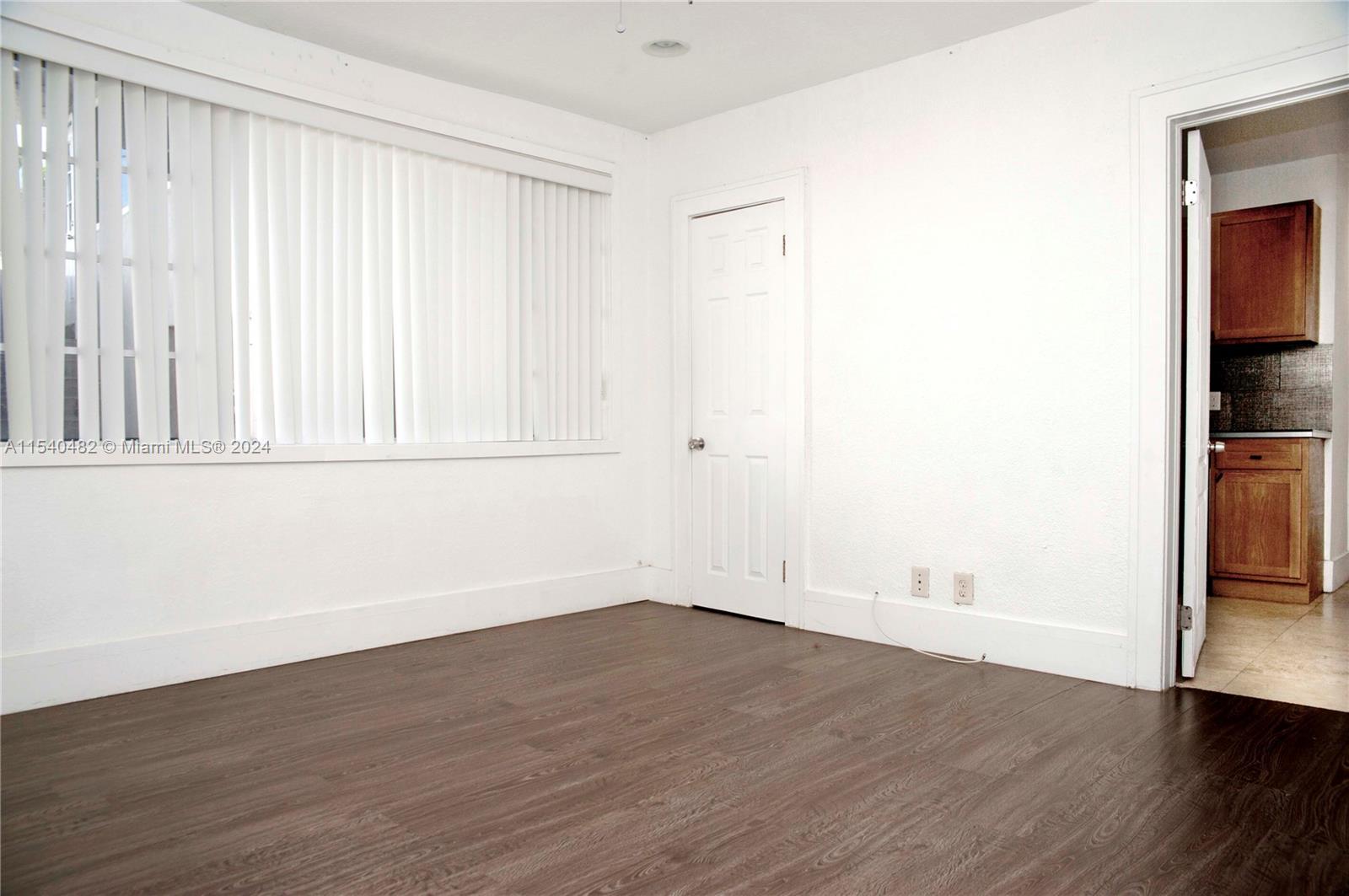 219-223 S 17 Avenue #1-10, Hollywood, Florida 33020, ,Commercialsale,For Sale,219-223 S 17 Avenue #1-10,A11540482