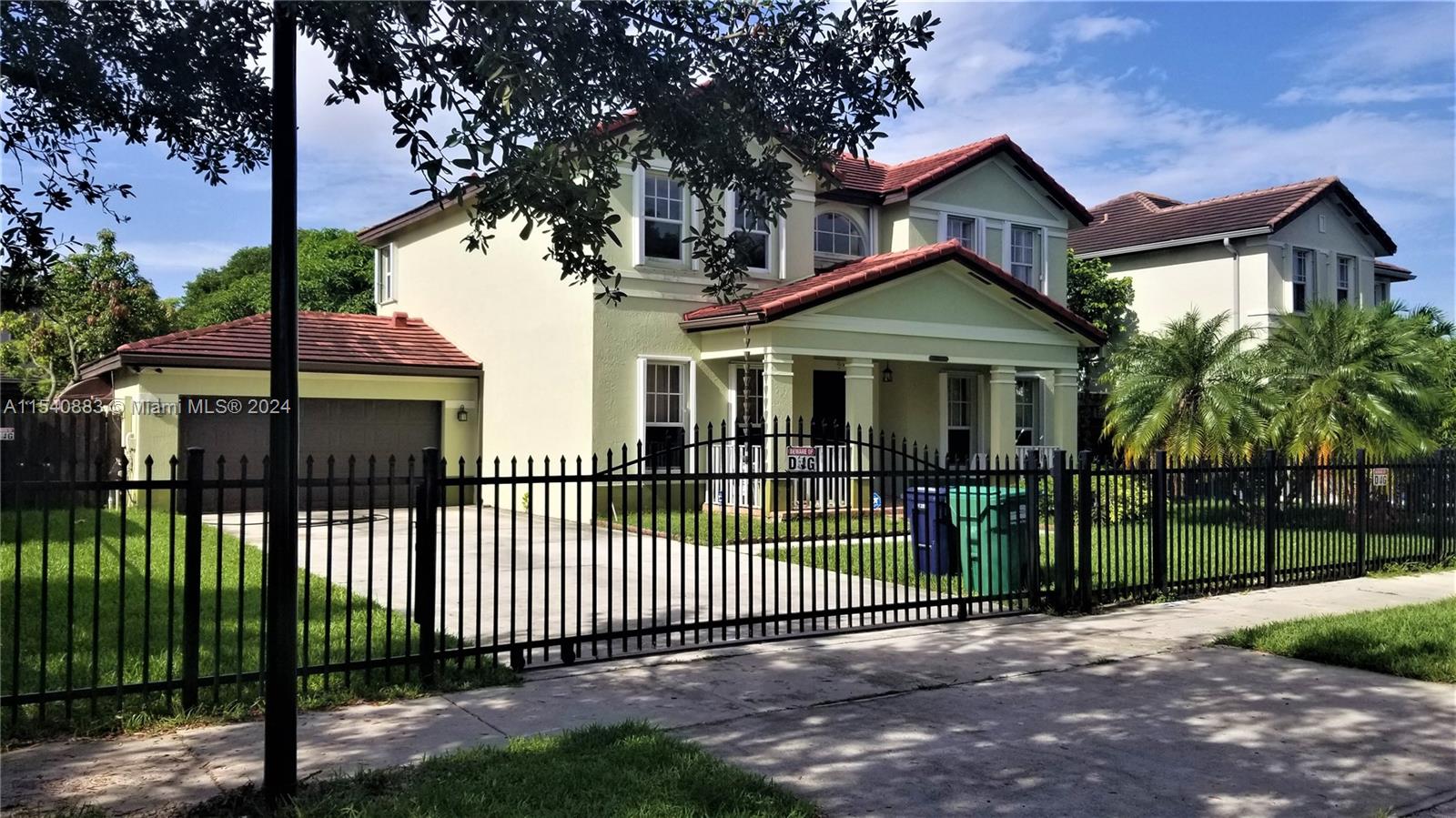 12872 SW 203rd St  For Sale A11540883, FL