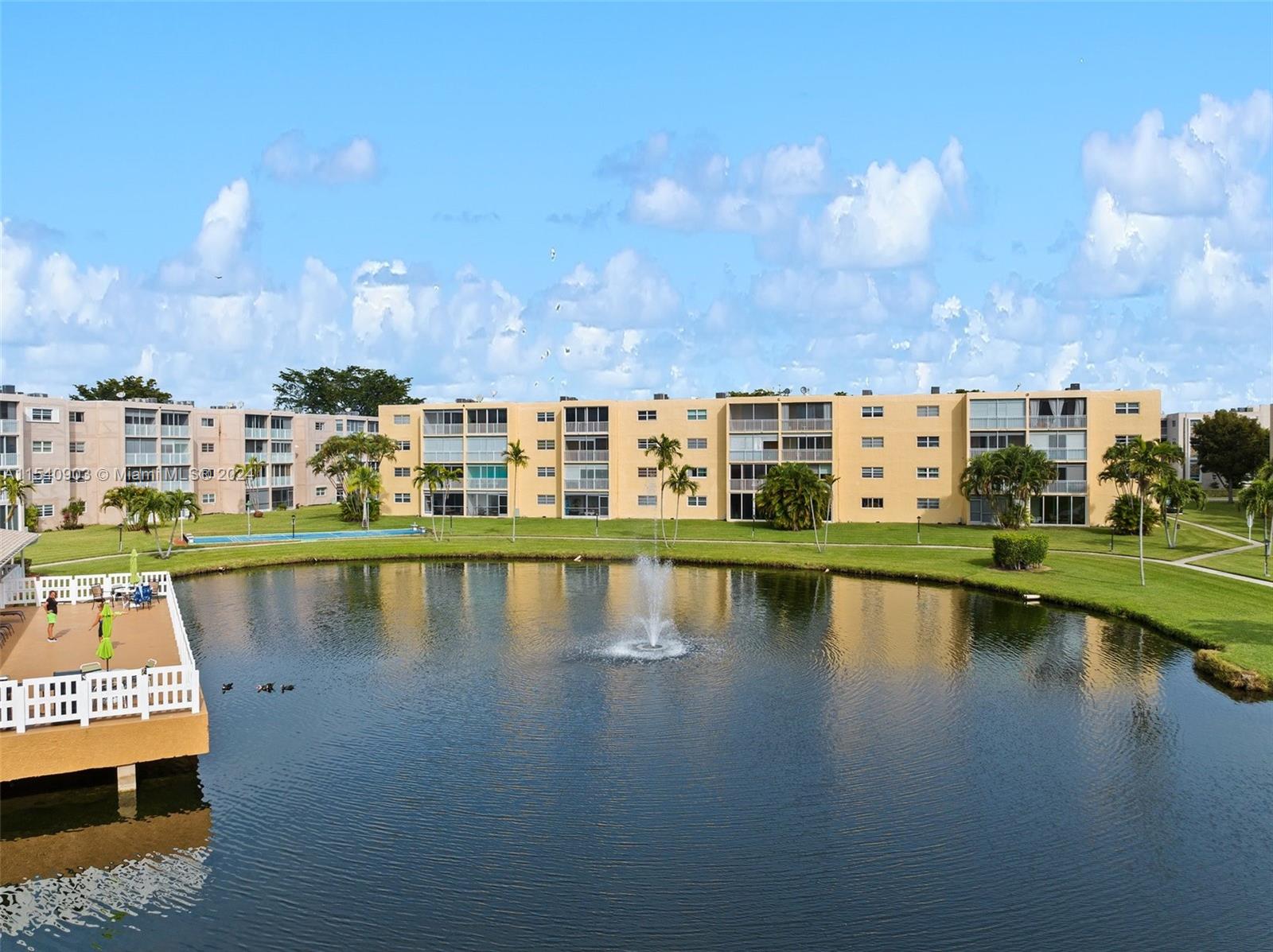 1024 SE 3rd Ave 303, Dania Beach, Florida 33004, 2 Bedrooms Bedrooms, ,2 BathroomsBathrooms,Residential,For Sale,1024 SE 3rd Ave 303,A11540903