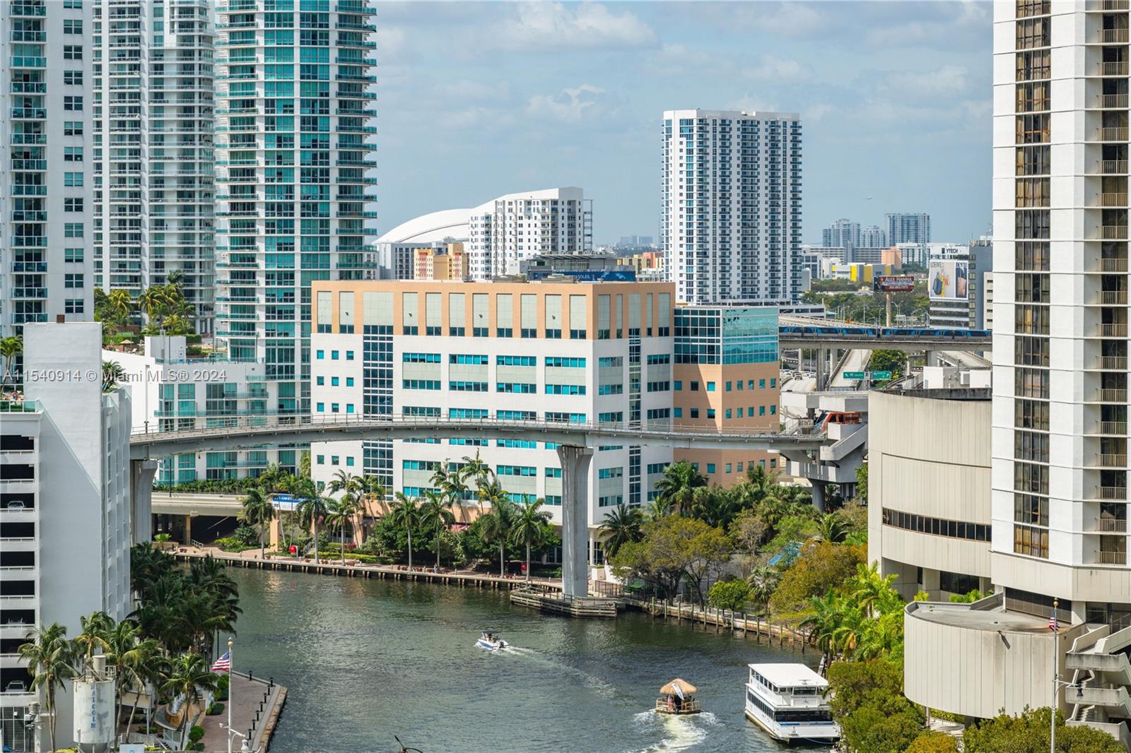 Miami, Florida 33131, 2 Bedrooms Bedrooms, ,2 BathroomsBathrooms,Residentiallease,For Rent,A11540914