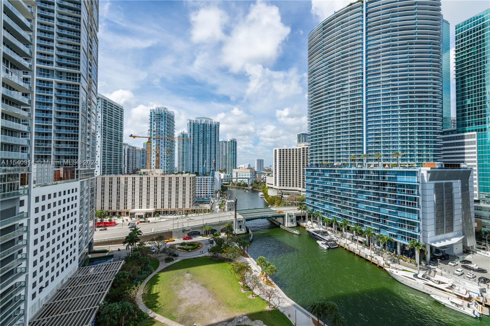 Miami, Florida 33131, 2 Bedrooms Bedrooms, ,2 BathroomsBathrooms,Residentiallease,For Rent,A11540914