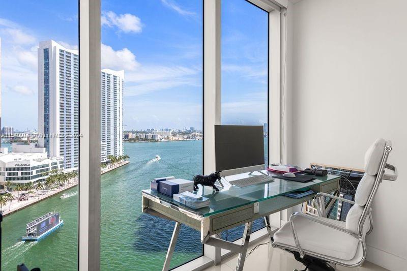 Miami, Florida 33131, 2 Bedrooms Bedrooms, ,2 BathroomsBathrooms,Residentiallease,For Rent,A11540914