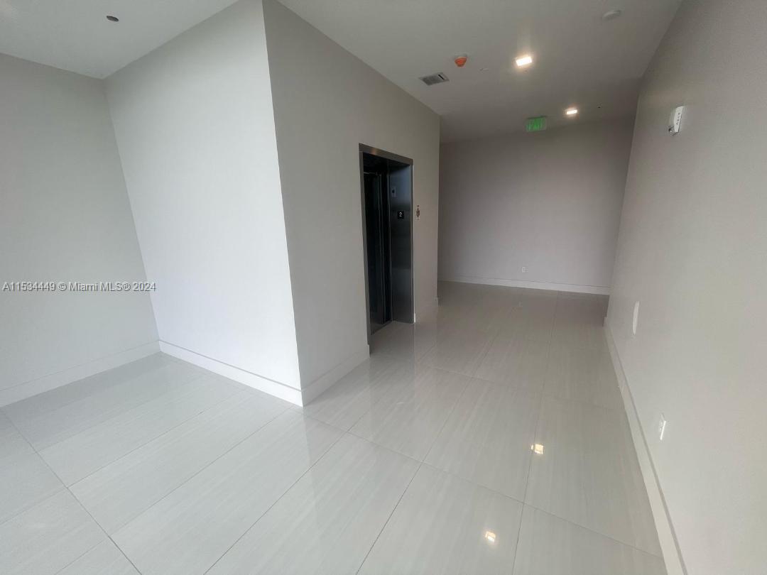 1006 E HALLANDALE BEACH BLVD 4-206, Hallandale Beach, Florida 33009, ,Commercialsale,For Sale,1006 E HALLANDALE BEACH BLVD 4-206,A11534449