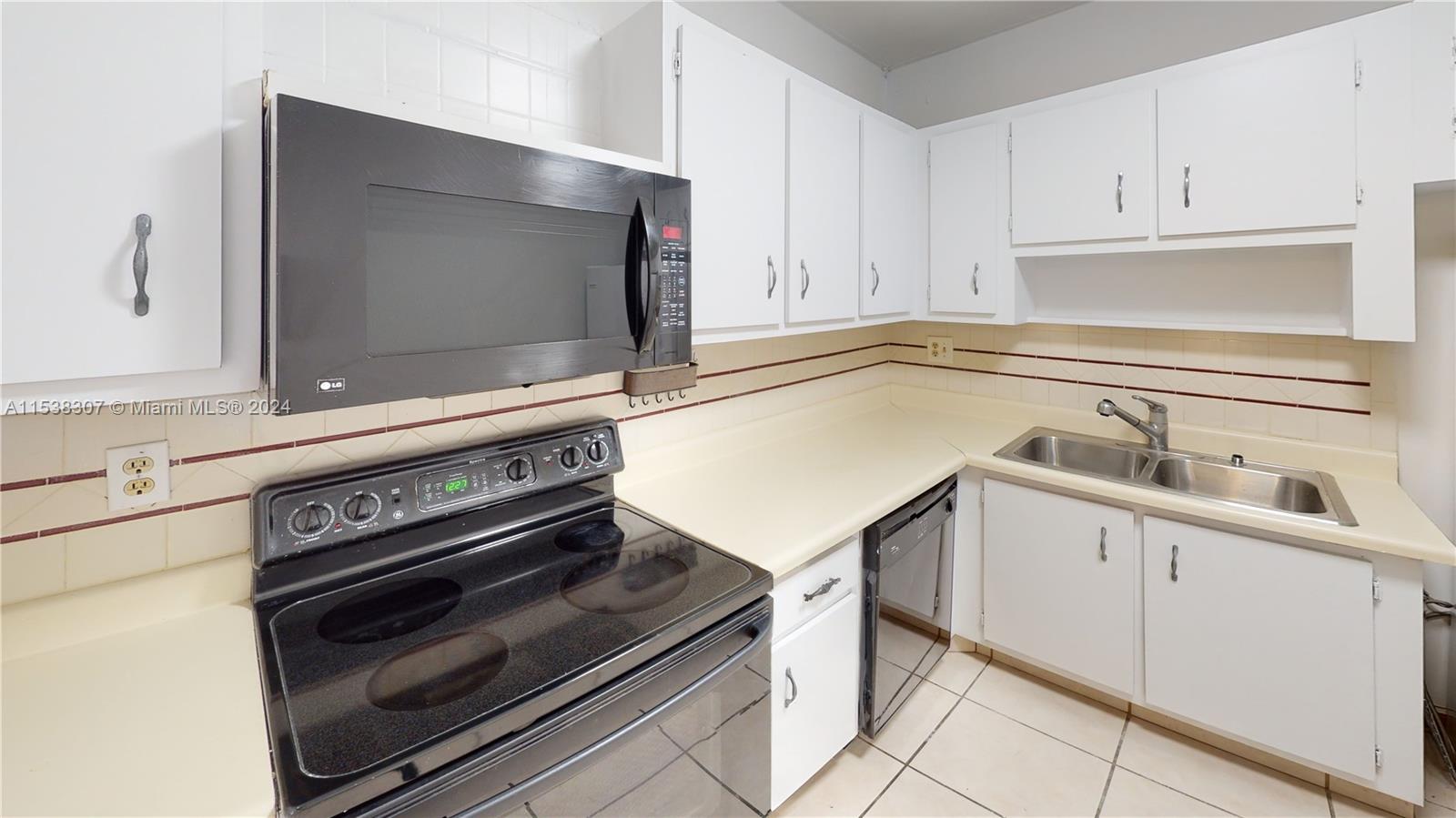 500 Three Islands Blvd 1107, Hallandale Beach, Florida 33009, 1 Bedroom Bedrooms, ,1 BathroomBathrooms,Residential,For Sale,500 Three Islands Blvd 1107,A11538307