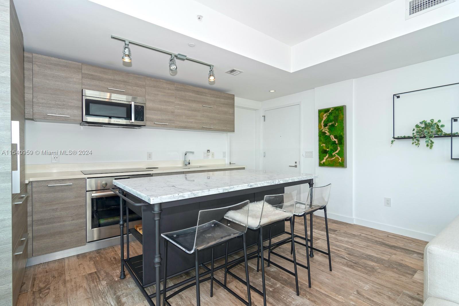 650 NE 32nd St 2608, Miami, Florida 33137, 1 Bedroom Bedrooms, ,1 BathroomBathrooms,Residential,For Sale,650 NE 32nd St 2608,A11540959