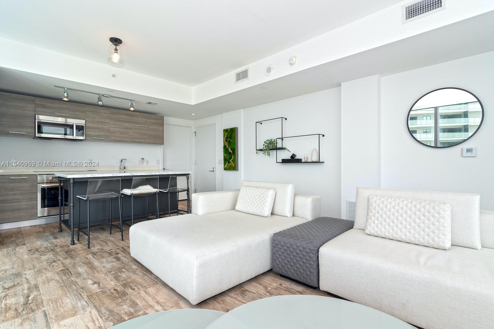 650 NE 32nd St 2608, Miami, Florida 33137, 1 Bedroom Bedrooms, ,1 BathroomBathrooms,Residential,For Sale,650 NE 32nd St 2608,A11540959