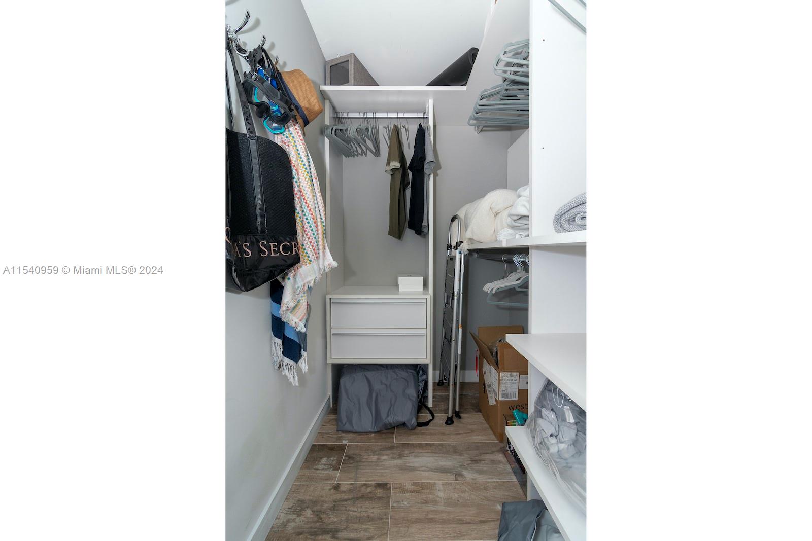 650 NE 32nd St 2608, Miami, Florida 33137, 1 Bedroom Bedrooms, ,1 BathroomBathrooms,Residential,For Sale,650 NE 32nd St 2608,A11540959