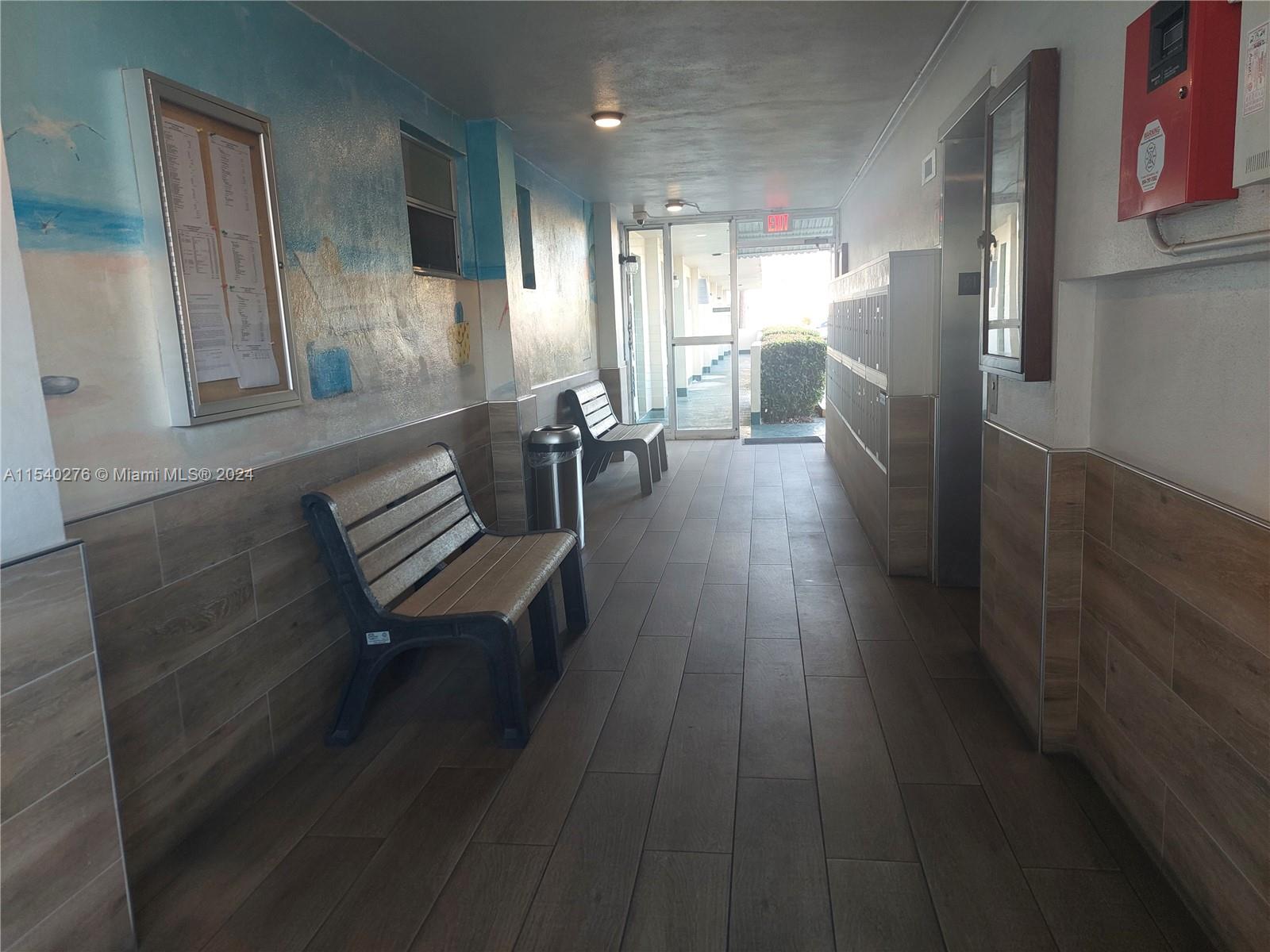 1333 E Hallandale Beach Blvd 305, Hallandale Beach, Florida 33009, 1 Bedroom Bedrooms, ,1 BathroomBathrooms,Residential,For Sale,1333 E Hallandale Beach Blvd 305,A11540276