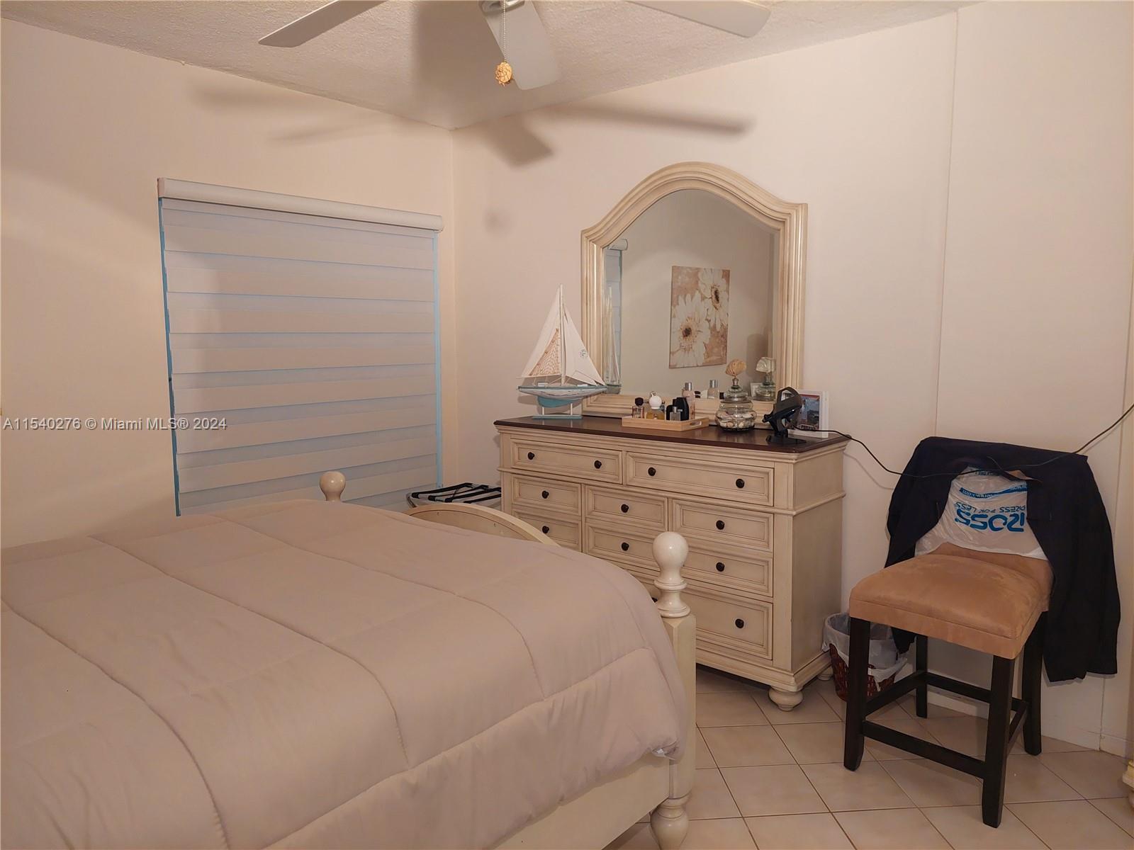 1333 E Hallandale Beach Blvd 305, Hallandale Beach, Florida 33009, 1 Bedroom Bedrooms, ,1 BathroomBathrooms,Residential,For Sale,1333 E Hallandale Beach Blvd 305,A11540276