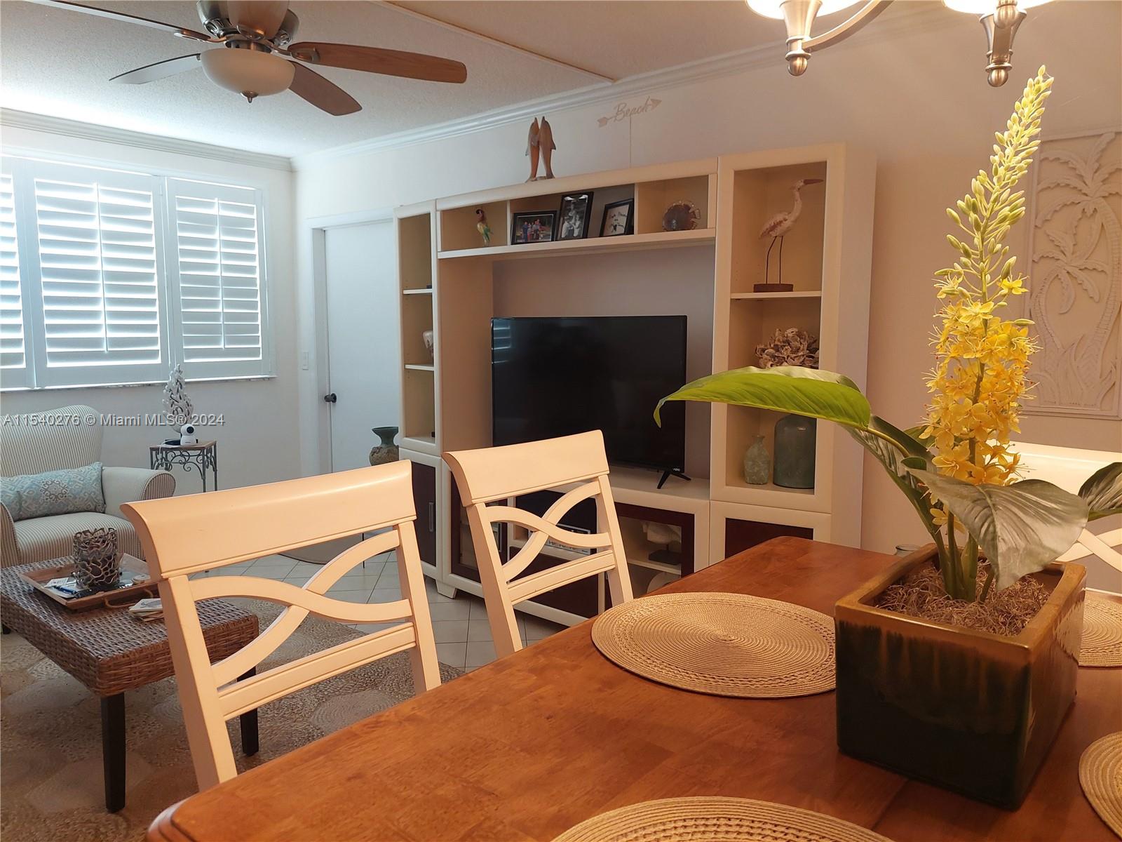 1333 E Hallandale Beach Blvd 305, Hallandale Beach, Florida 33009, 1 Bedroom Bedrooms, ,1 BathroomBathrooms,Residential,For Sale,1333 E Hallandale Beach Blvd 305,A11540276