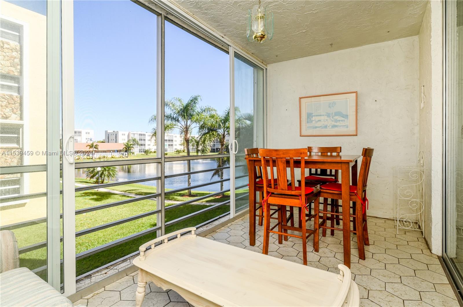 315 SE 11th Ter 203, Dania Beach, Florida 33004, 2 Bedrooms Bedrooms, ,2 BathroomsBathrooms,Residential,For Sale,315 SE 11th Ter 203,A11539459