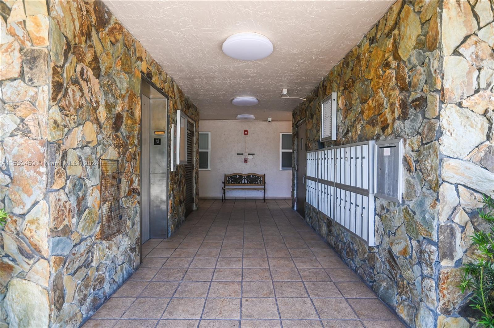 315 SE 11th Ter 203, Dania Beach, Florida 33004, 2 Bedrooms Bedrooms, ,2 BathroomsBathrooms,Residential,For Sale,315 SE 11th Ter 203,A11539459