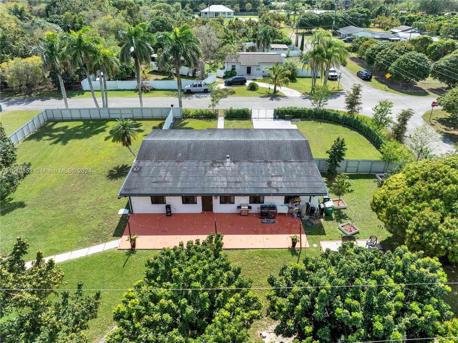18295 SW 294th St, Homestead, Florida 33030, 3 Bedrooms Bedrooms, ,2 BathroomsBathrooms,Residential,For Sale,18295 SW 294th St,A11540852