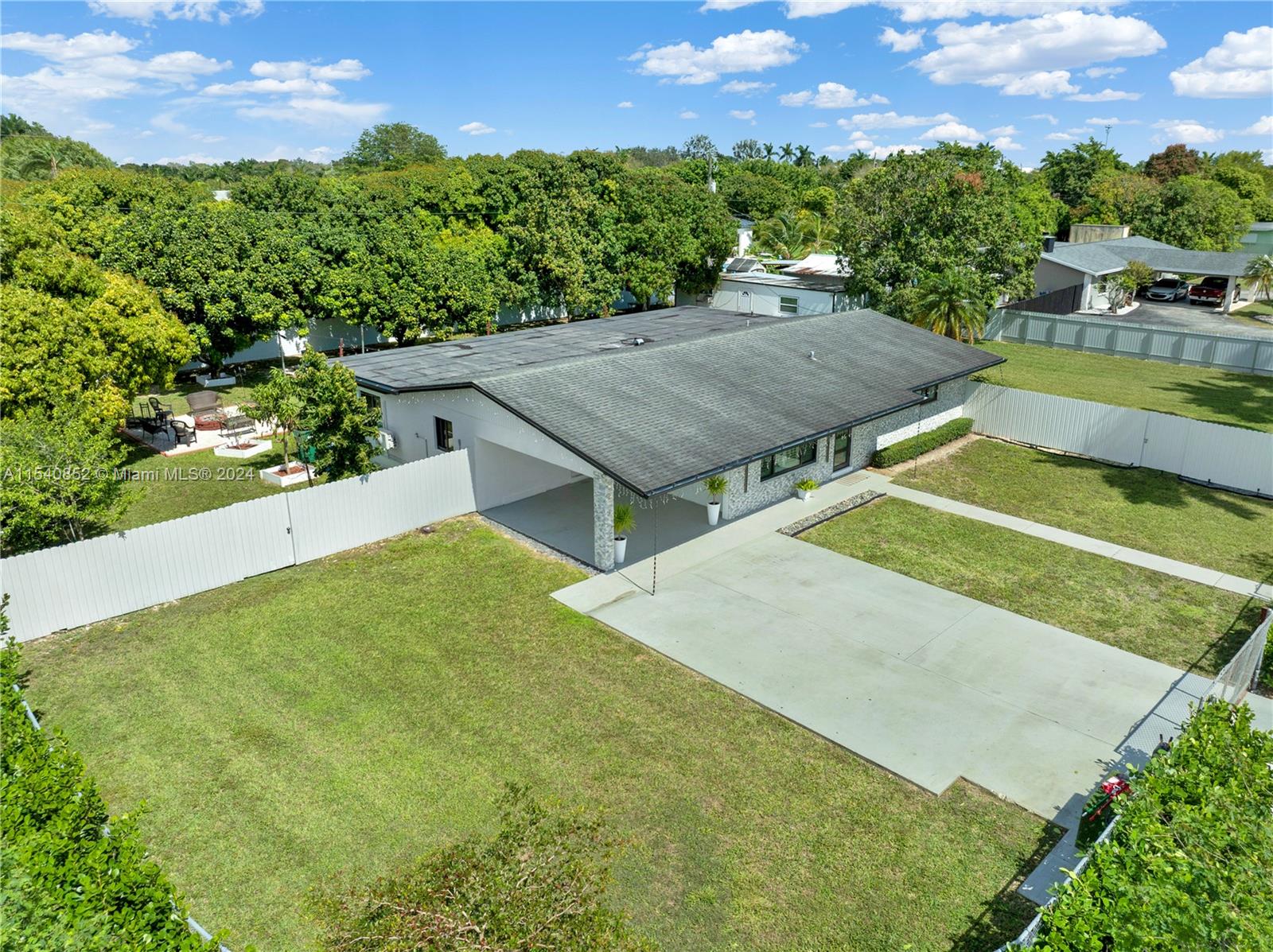 18295 SW 294th St, Homestead, Florida 33030, 3 Bedrooms Bedrooms, ,2 BathroomsBathrooms,Residential,For Sale,18295 SW 294th St,A11540852