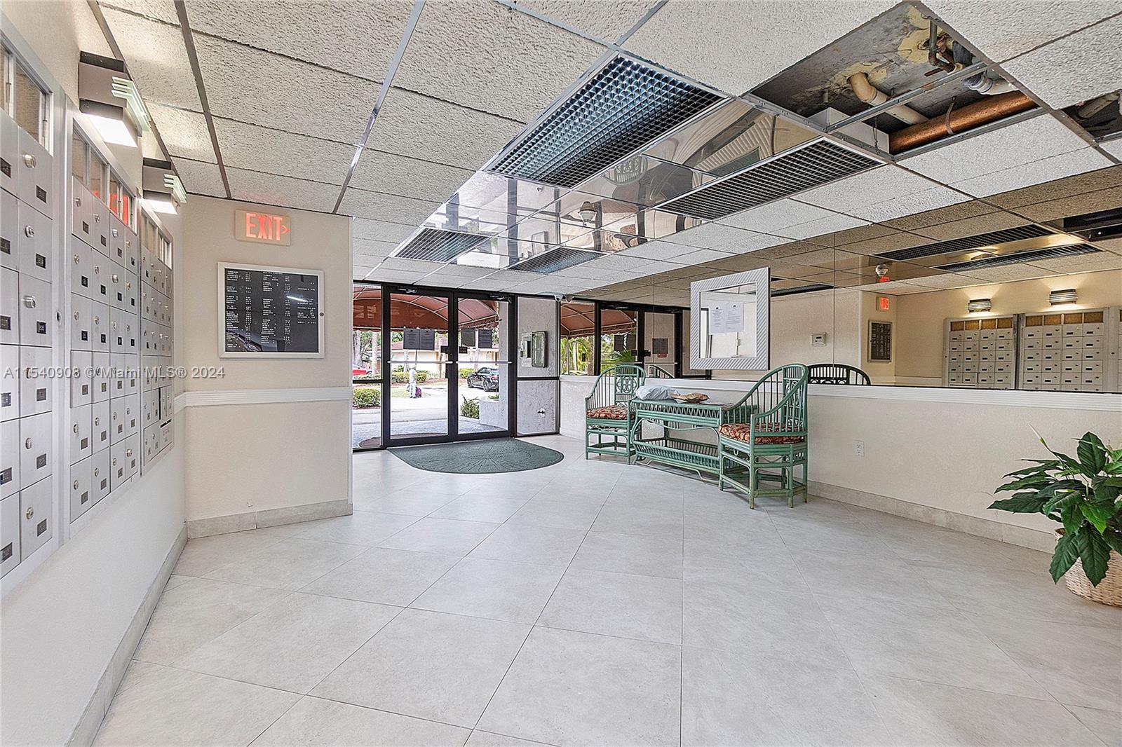 5530 NW 44th St 401C, Lauderhill, Florida 33319, 2 Bedrooms Bedrooms, ,2 BathroomsBathrooms,Residentiallease,For Rent,5530 NW 44th St 401C,A11540908