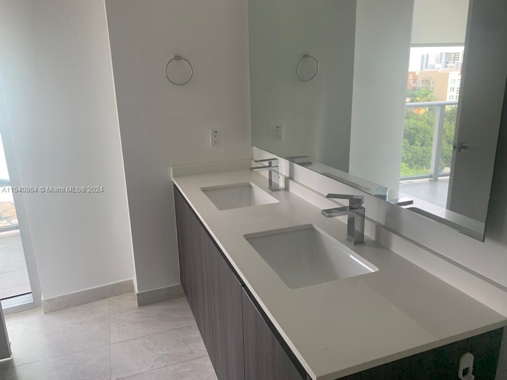 488 NE 18th St 517, Miami, Florida 33132, 2 Bedrooms Bedrooms, ,2 BathroomsBathrooms,Residentiallease,For Rent,488 NE 18th St 517,A11540984