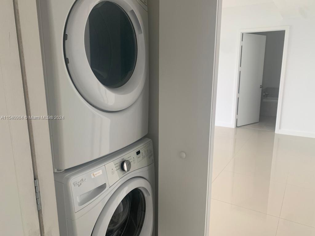 488 NE 18th St 517, Miami, Florida 33132, 2 Bedrooms Bedrooms, ,2 BathroomsBathrooms,Residentiallease,For Rent,488 NE 18th St 517,A11540984