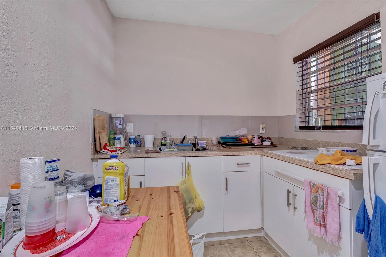 3425 SW 13th St, Miami, Florida 33145, 4 Bedrooms Bedrooms, ,2 BathroomsBathrooms,Residential,For Sale,3425 SW 13th St,A11540618