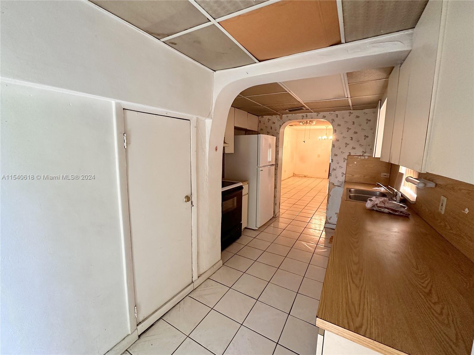 3425 SW 13th St, Miami, Florida 33145, 4 Bedrooms Bedrooms, ,2 BathroomsBathrooms,Residential,For Sale,3425 SW 13th St,A11540618