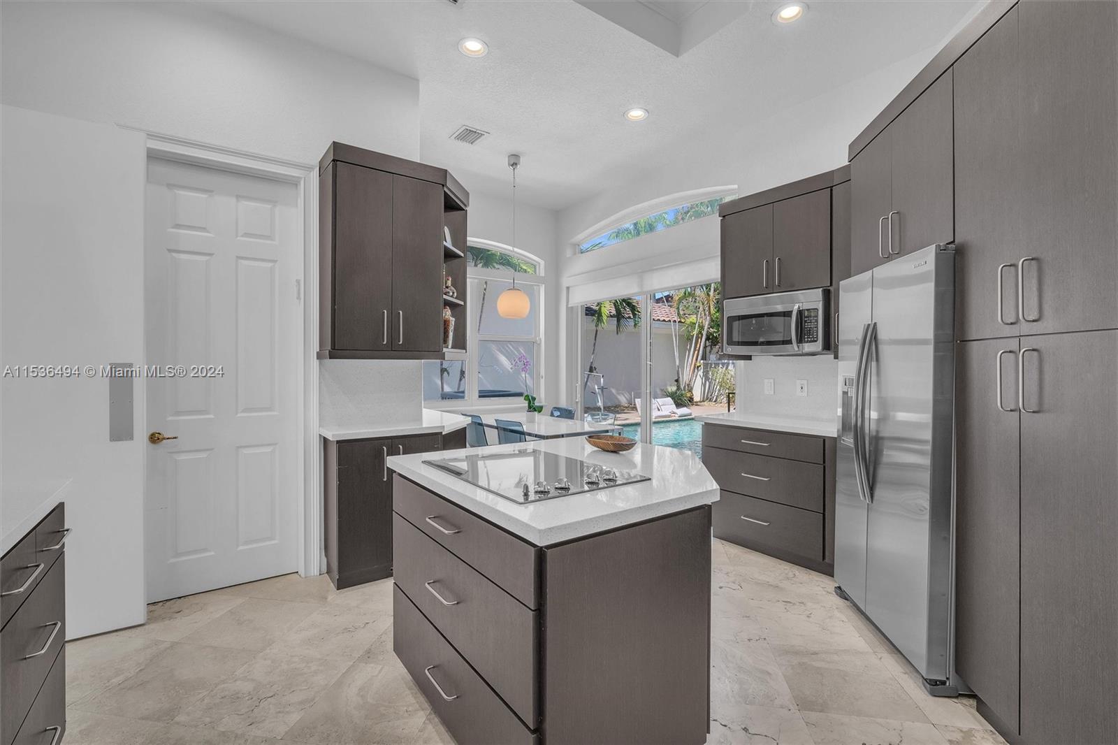 928 Captiva Dr, Hollywood, Florida 33019, 5 Bedrooms Bedrooms, ,4 BathroomsBathrooms,Residential,For Sale,928 Captiva Dr,A11536494