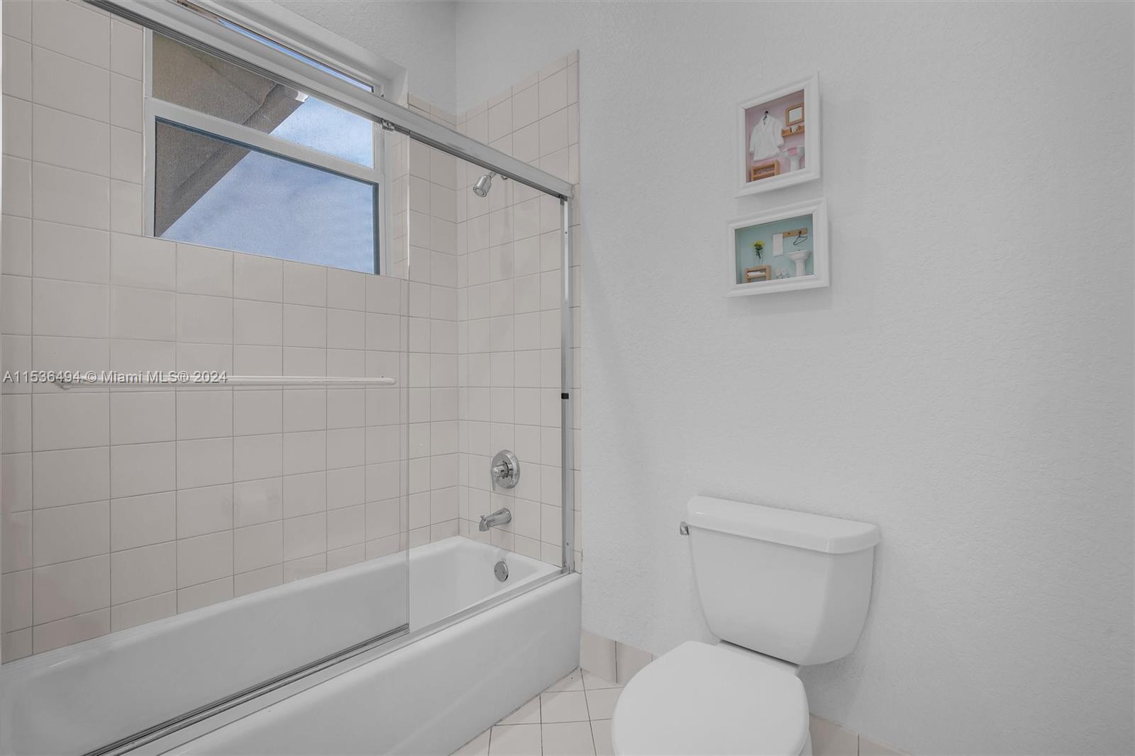 928 Captiva Dr, Hollywood, Florida 33019, 5 Bedrooms Bedrooms, ,4 BathroomsBathrooms,Residential,For Sale,928 Captiva Dr,A11536494