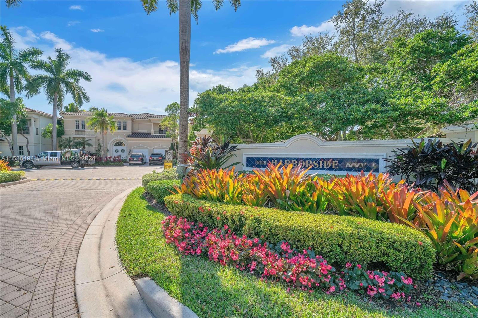 928 Captiva Dr, Hollywood, Florida 33019, 5 Bedrooms Bedrooms, ,4 BathroomsBathrooms,Residential,For Sale,928 Captiva Dr,A11536494