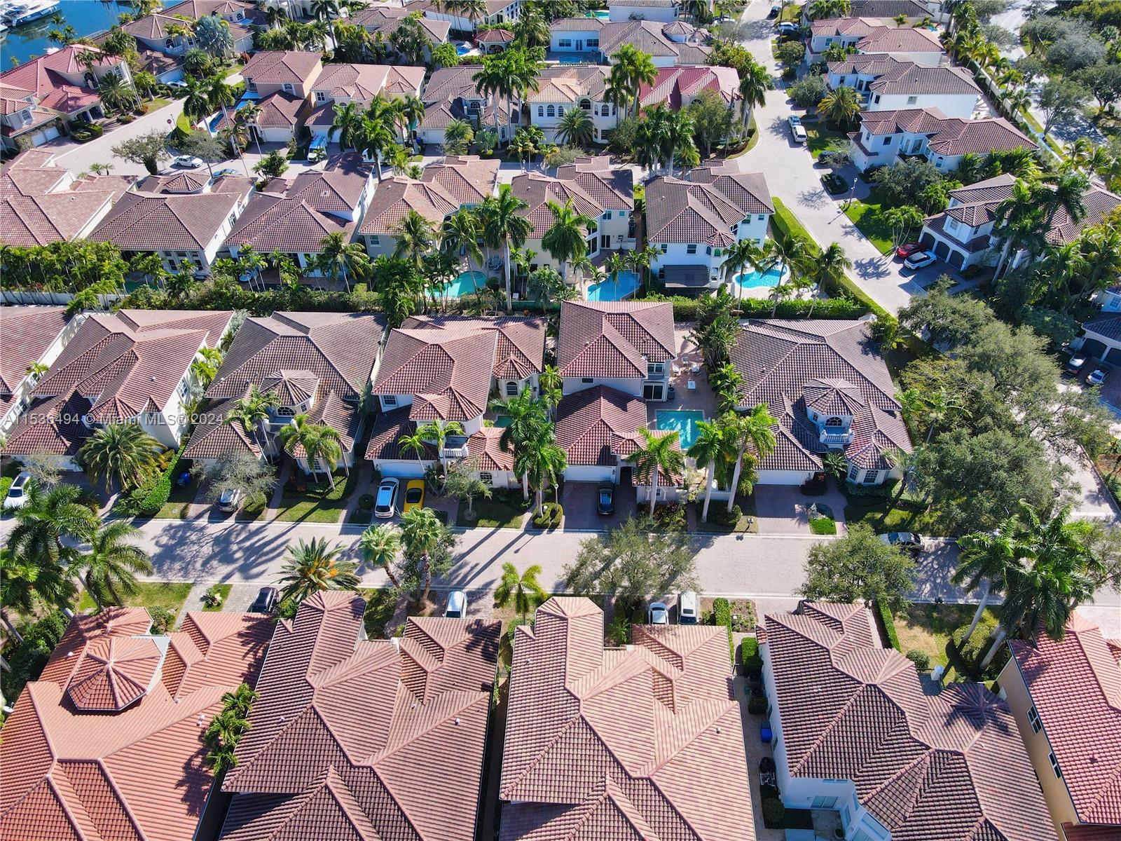 928 Captiva Dr, Hollywood, Florida 33019, 5 Bedrooms Bedrooms, ,4 BathroomsBathrooms,Residential,For Sale,928 Captiva Dr,A11536494