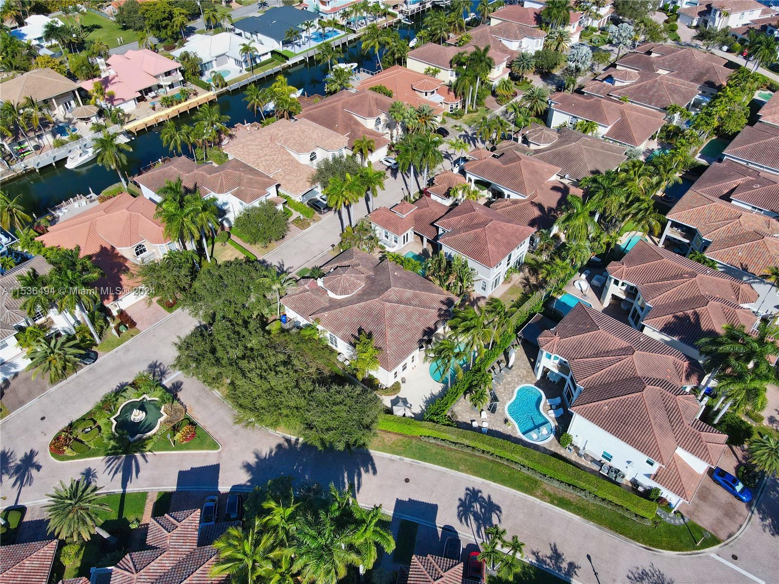 928 Captiva Dr, Hollywood, Florida 33019, 5 Bedrooms Bedrooms, ,4 BathroomsBathrooms,Residential,For Sale,928 Captiva Dr,A11536494