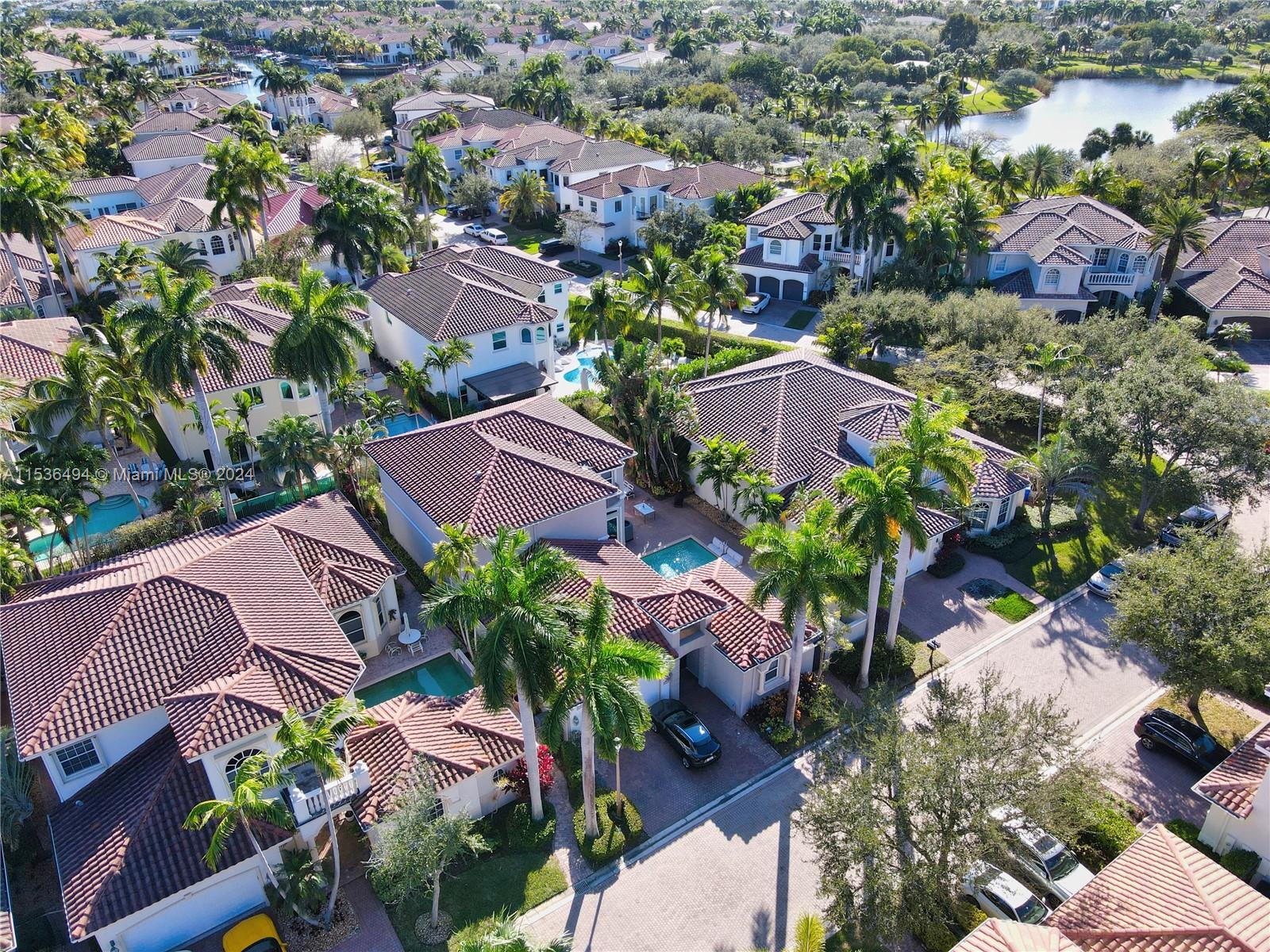 928 Captiva Dr, Hollywood, Florida 33019, 5 Bedrooms Bedrooms, ,4 BathroomsBathrooms,Residential,For Sale,928 Captiva Dr,A11536494