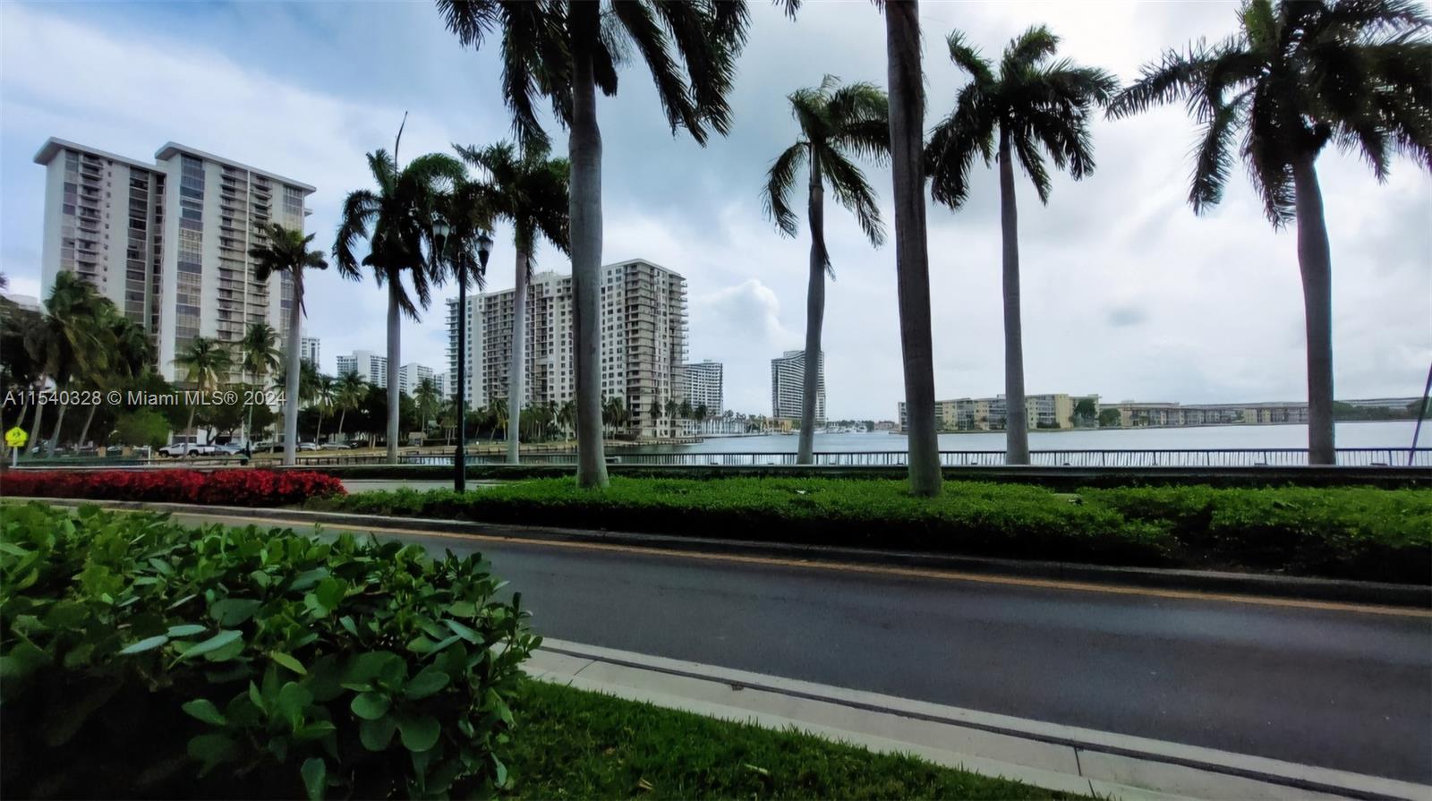 2851 NE 183rd St 115E, Aventura, Florida 33160, 1 Bedroom Bedrooms, ,1 BathroomBathrooms,Residential,For Sale,2851 NE 183rd St 115E,A11540328