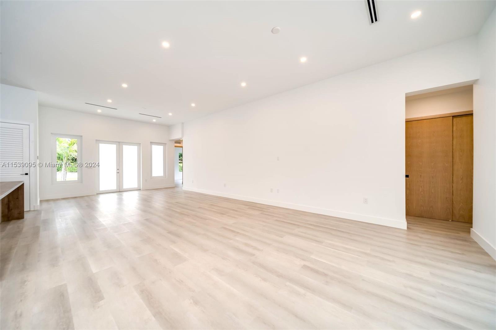 8990 N Miami Ave, El Portal, Florida 33150, 4 Bedrooms Bedrooms, ,4 BathroomsBathrooms,Residential,For Sale,8990 N Miami Ave,A11539095