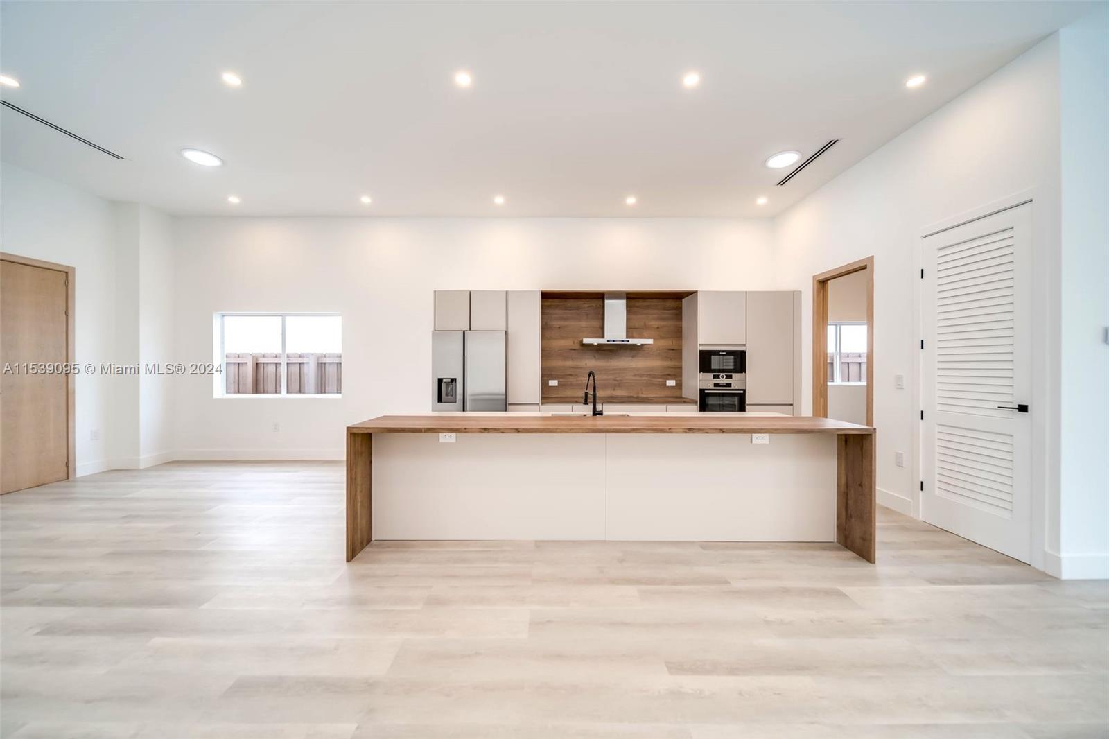 8990 N Miami Ave, El Portal, Florida 33150, 4 Bedrooms Bedrooms, ,4 BathroomsBathrooms,Residential,For Sale,8990 N Miami Ave,A11539095