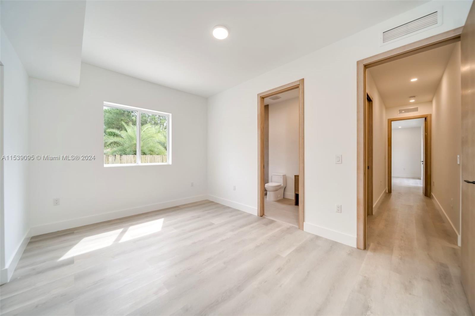 8990 N Miami Ave, El Portal, Florida 33150, 4 Bedrooms Bedrooms, ,4 BathroomsBathrooms,Residential,For Sale,8990 N Miami Ave,A11539095