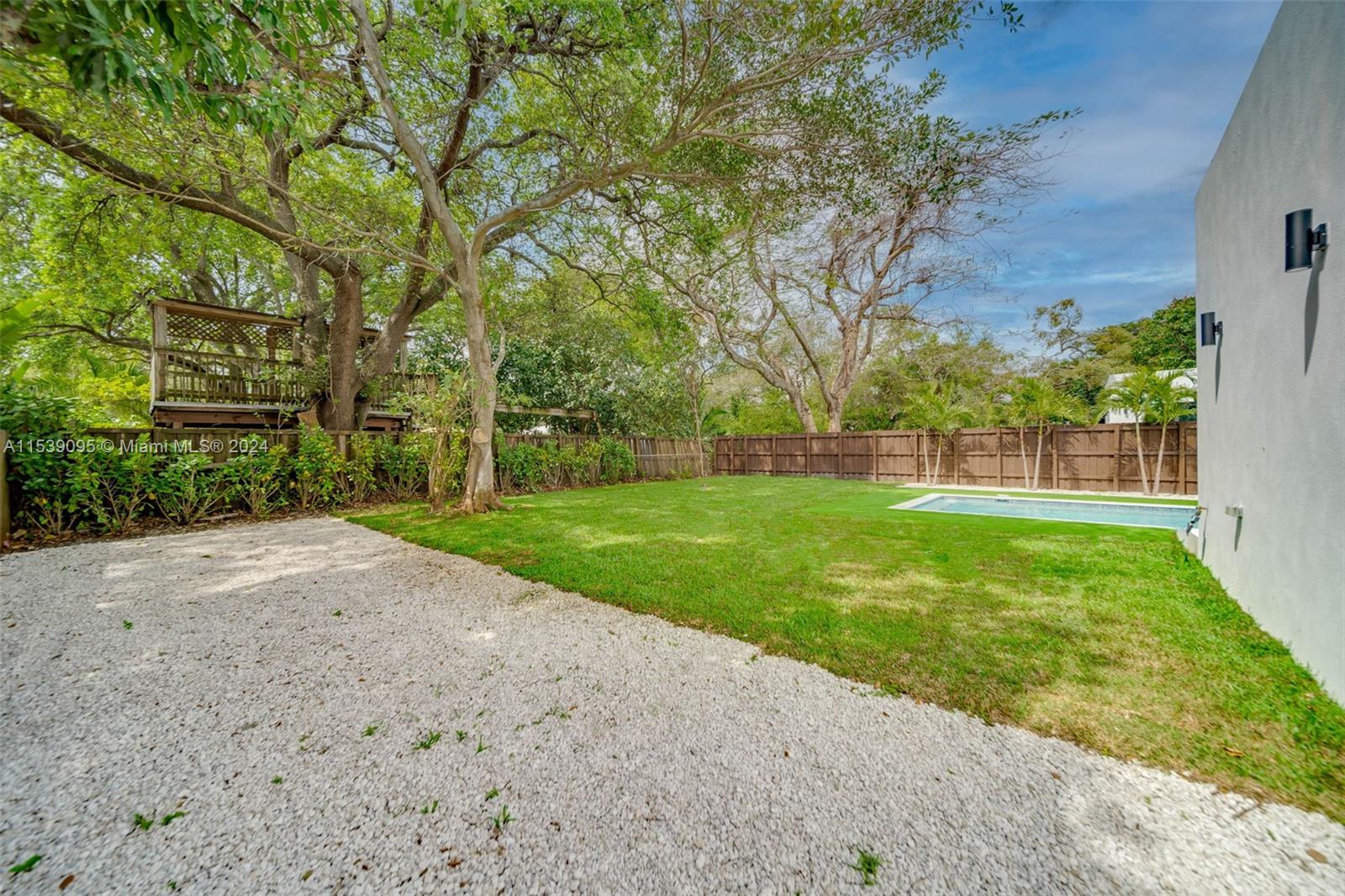 8990 N Miami Ave, El Portal, Florida 33150, 4 Bedrooms Bedrooms, ,4 BathroomsBathrooms,Residential,For Sale,8990 N Miami Ave,A11539095