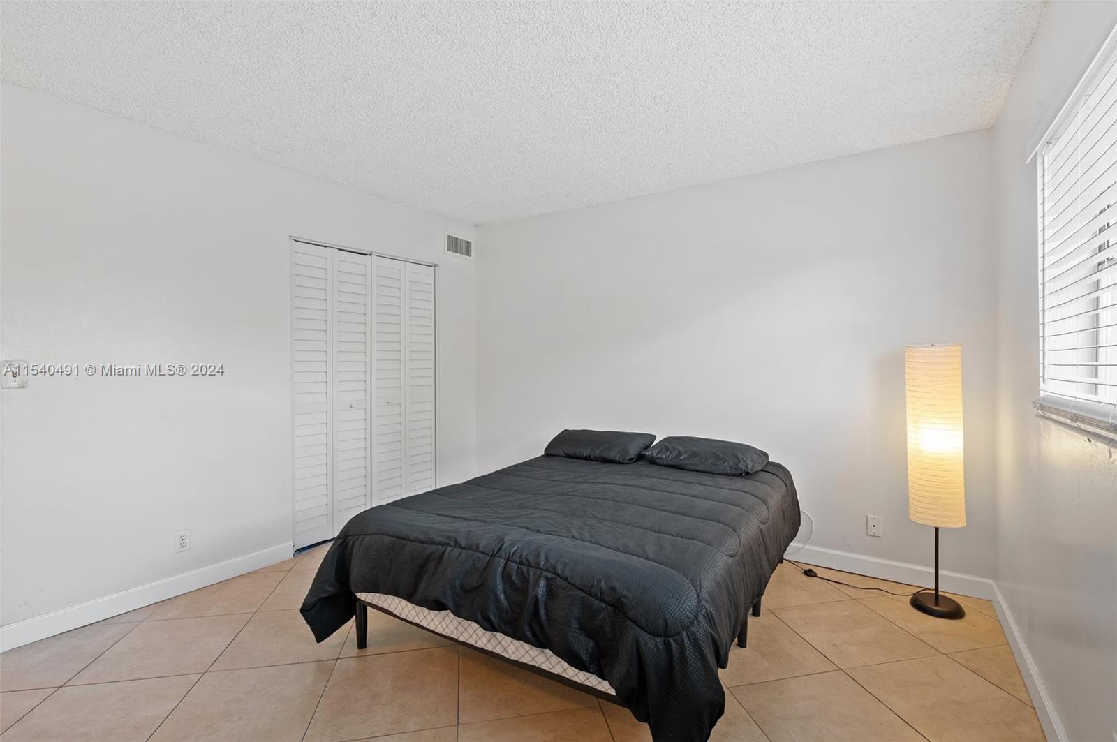 1425 Arthur St 212B, Hollywood, Florida 33020, 1 Bedroom Bedrooms, ,1 BathroomBathrooms,Residential,For Sale,1425 Arthur St 212B,A11540491