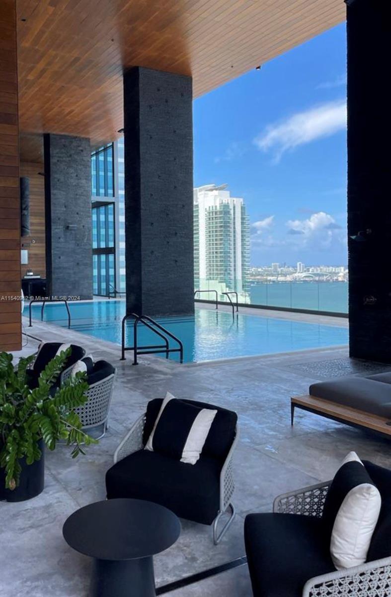 1451 Brickell Ave 2502, Miami, Florida 33131, 1 Bedroom Bedrooms, ,1 BathroomBathrooms,Residential,For Sale,1451 Brickell Ave 2502,A11540952