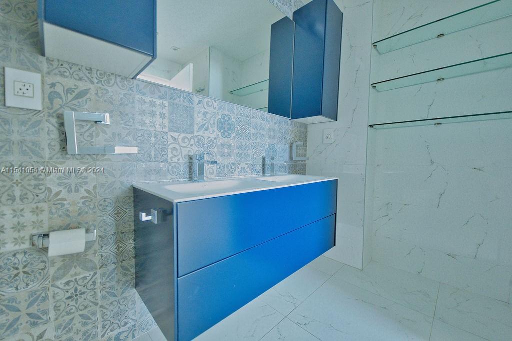 3250 NE 1st Ave PH1115, Miami, Florida 33137, 2 Bedrooms Bedrooms, ,2 BathroomsBathrooms,Residentiallease,For Rent,3250 NE 1st Ave PH1115,A11541054