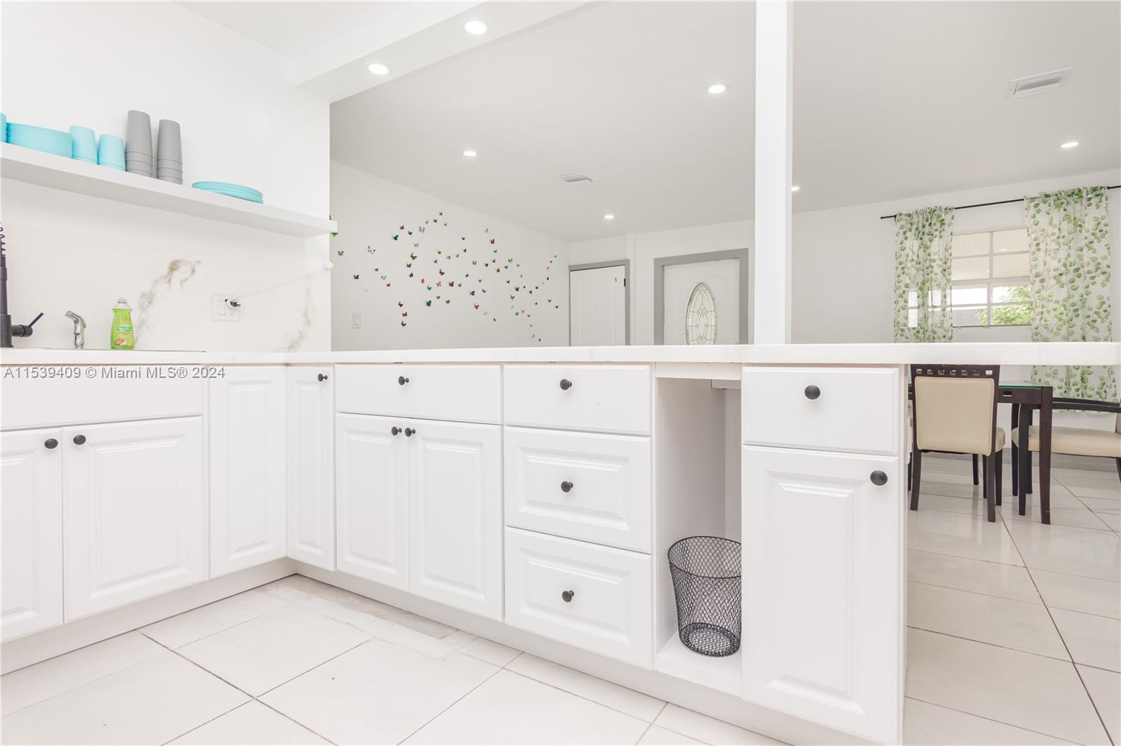 540 28th Ave, Fort Lauderdale, FL, 33312 United States, 4 Bedrooms Bedrooms, ,3 BathroomsBathrooms,Residential,For Sale,28th Ave,A11539409