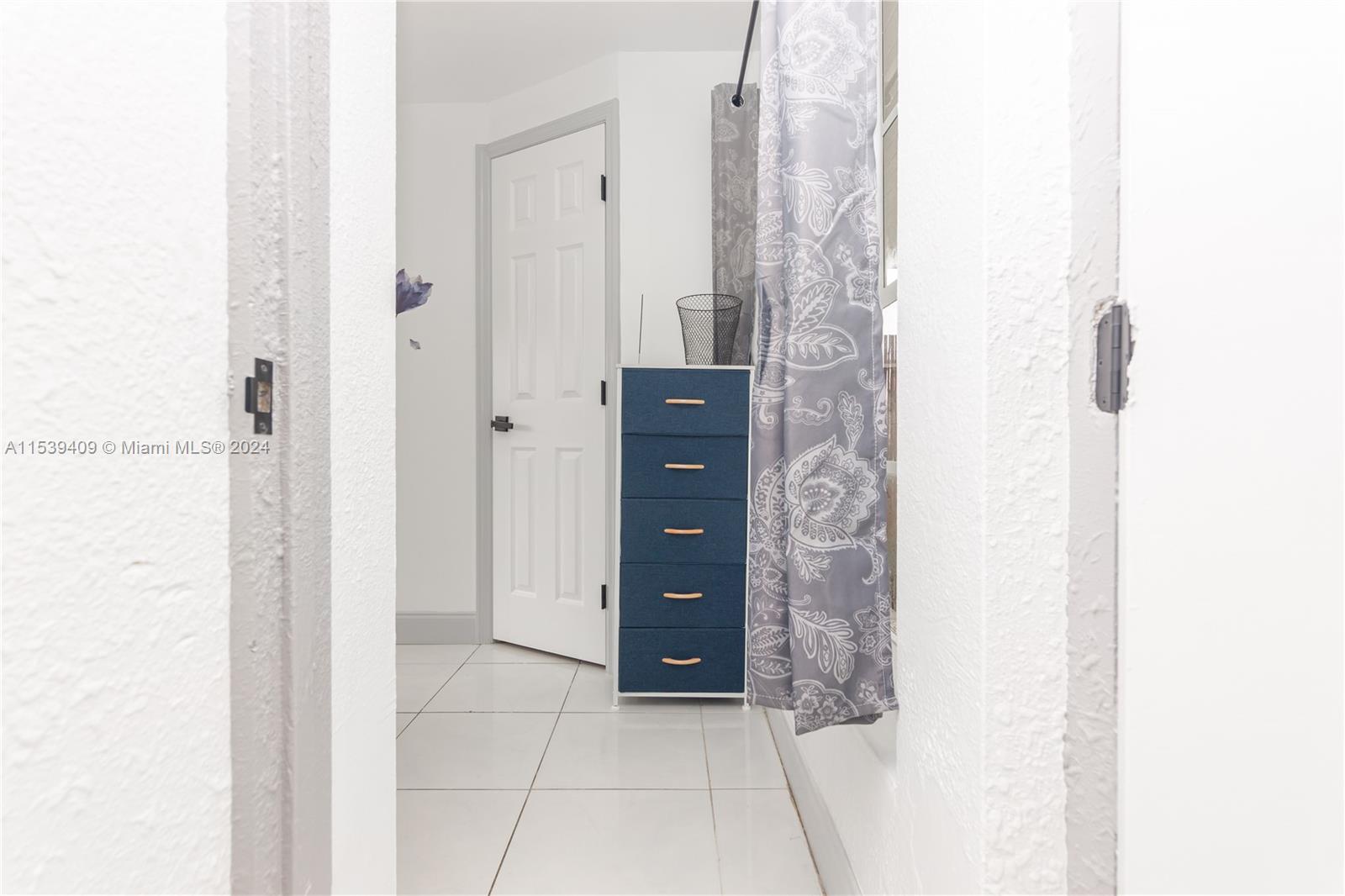 540 28th Ave, Fort Lauderdale, FL, 33312 United States, 4 Bedrooms Bedrooms, ,3 BathroomsBathrooms,Residential,For Sale,28th Ave,A11539409