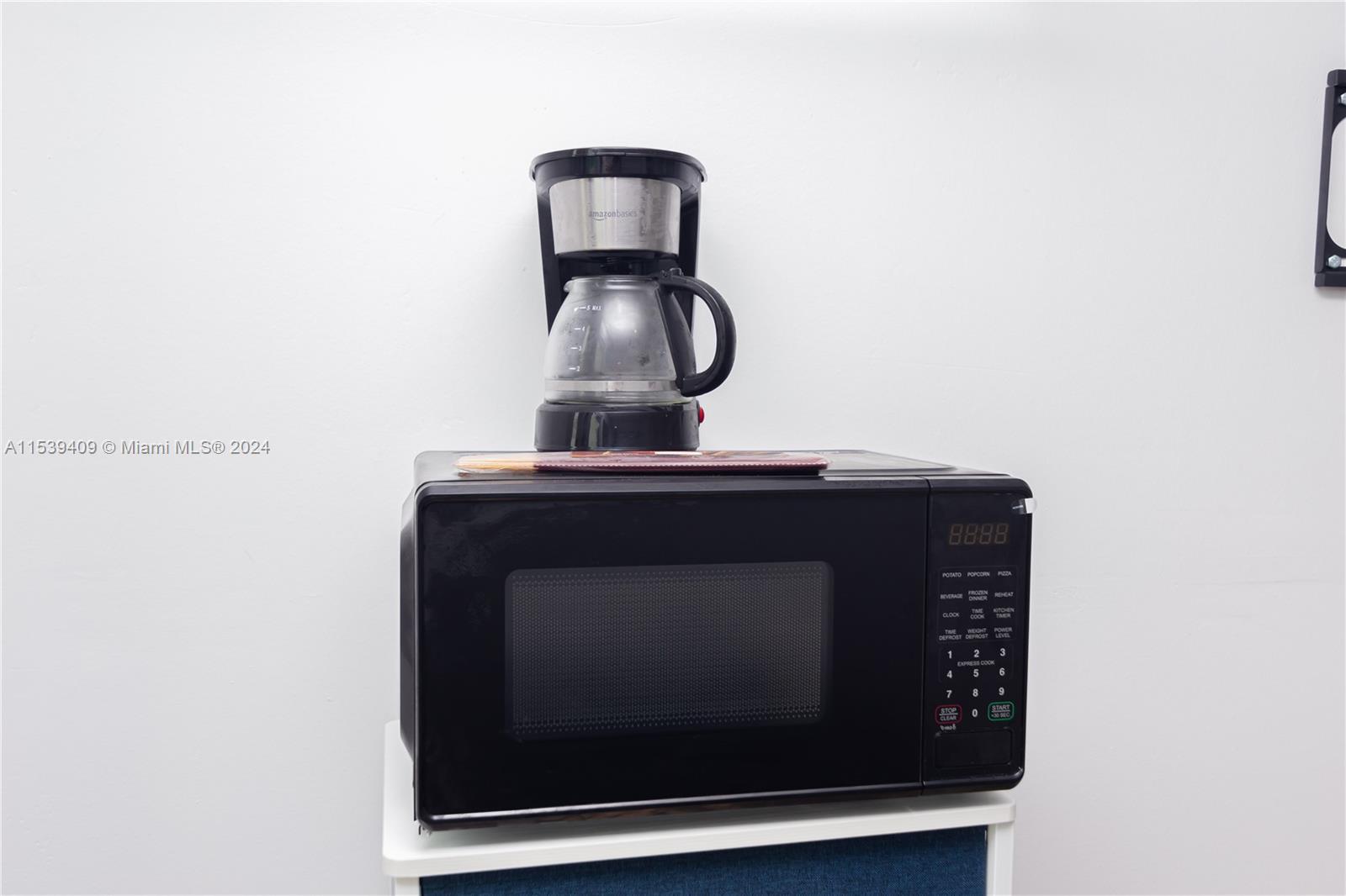 540 28th Ave, Fort Lauderdale, FL, 33312 United States, 4 Bedrooms Bedrooms, ,3 BathroomsBathrooms,Residential,For Sale,28th Ave,A11539409