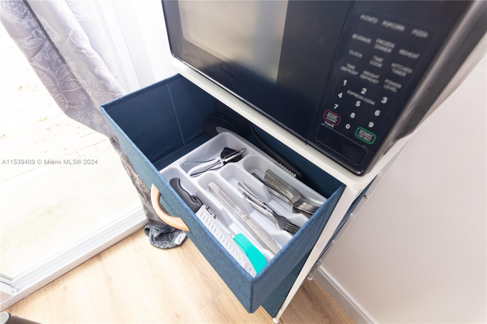 540 28th Ave, Fort Lauderdale, FL, 33312 United States, 4 Bedrooms Bedrooms, ,3 BathroomsBathrooms,Residential,For Sale,28th Ave,A11539409