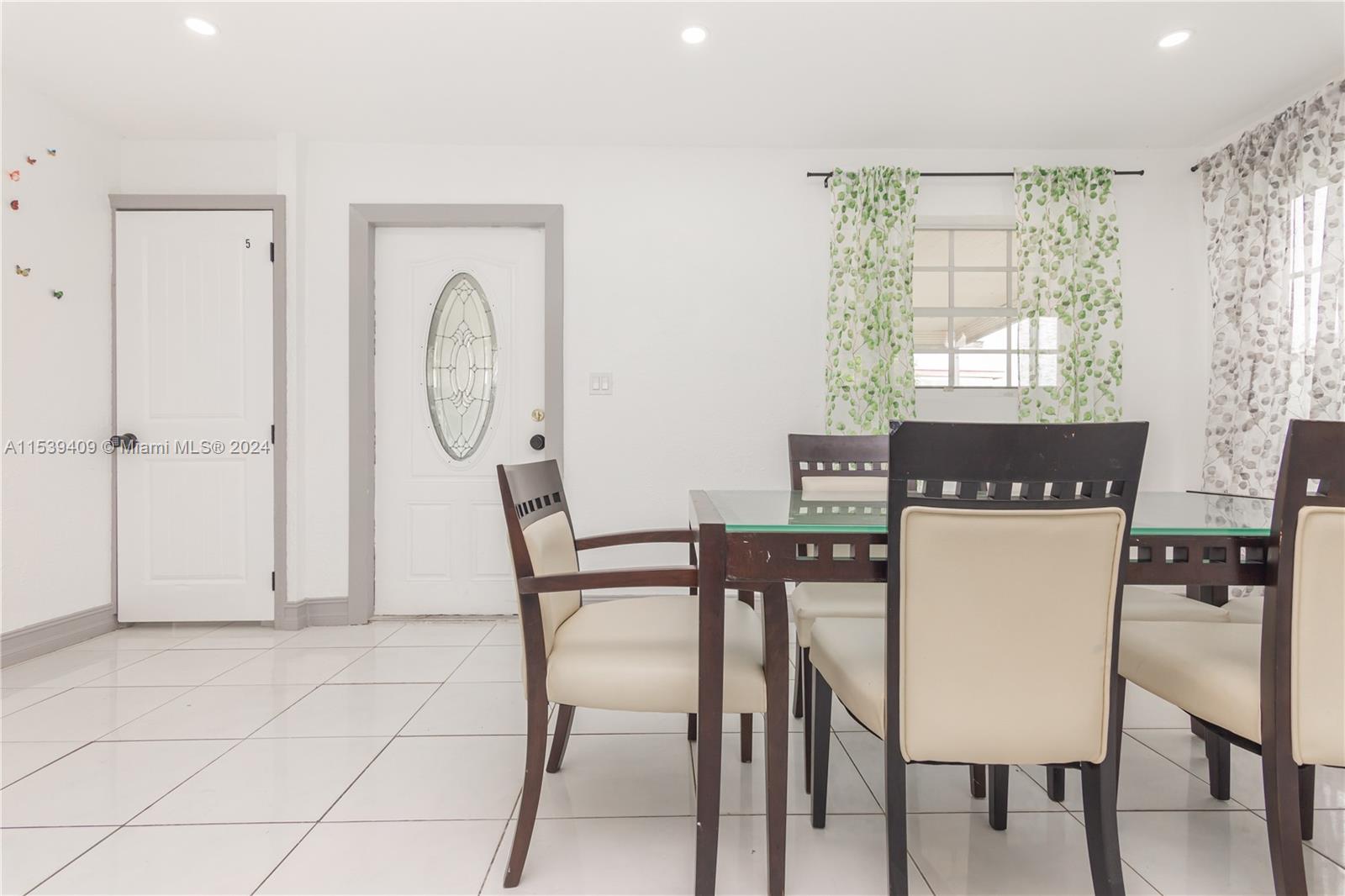 540 28th Ave, Fort Lauderdale, FL, 33312 United States, 4 Bedrooms Bedrooms, ,3 BathroomsBathrooms,Residential,For Sale,28th Ave,A11539409