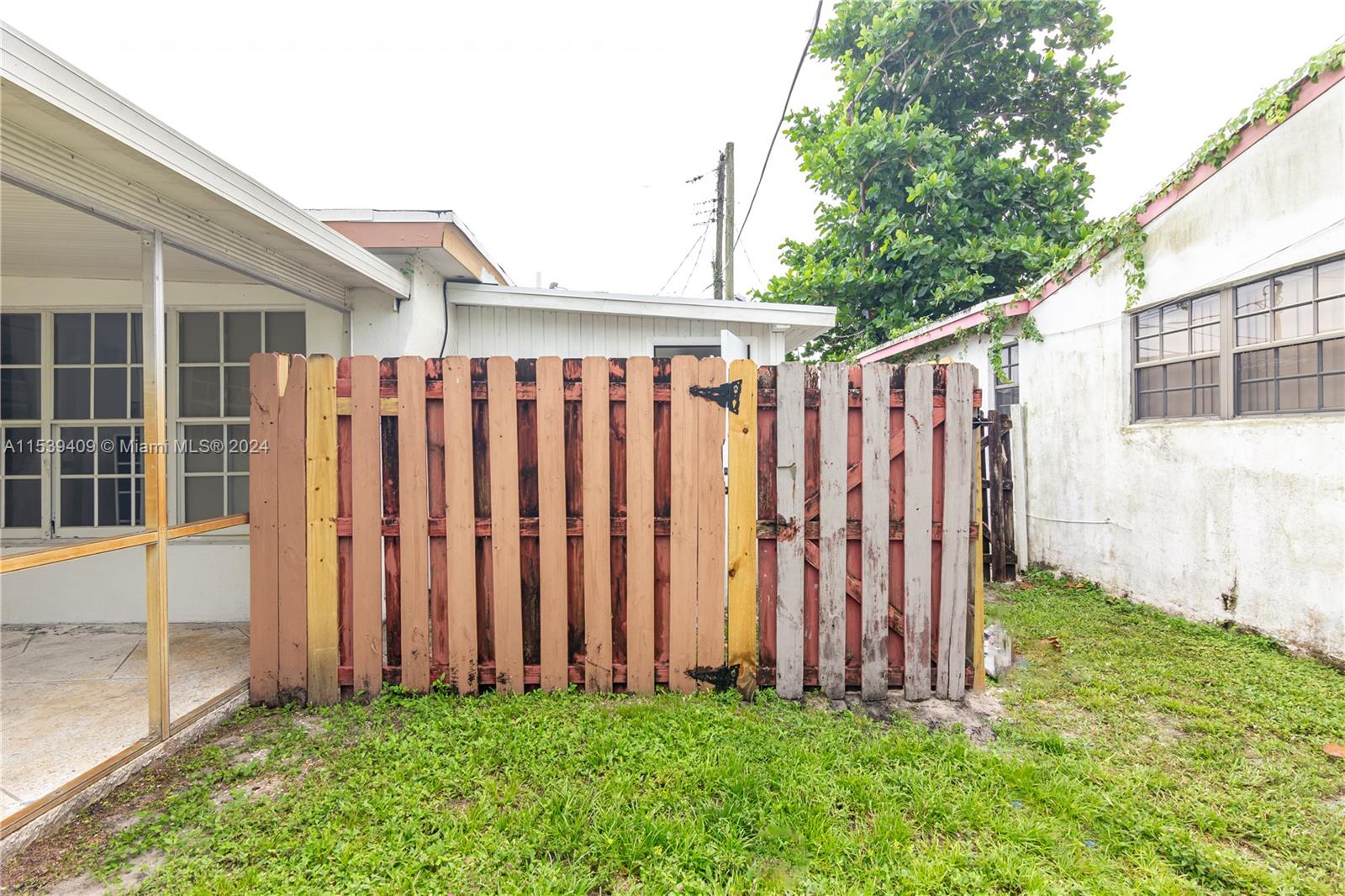 540 28th Ave, Fort Lauderdale, FL, 33312 United States, 4 Bedrooms Bedrooms, ,3 BathroomsBathrooms,Residential,For Sale,28th Ave,A11539409