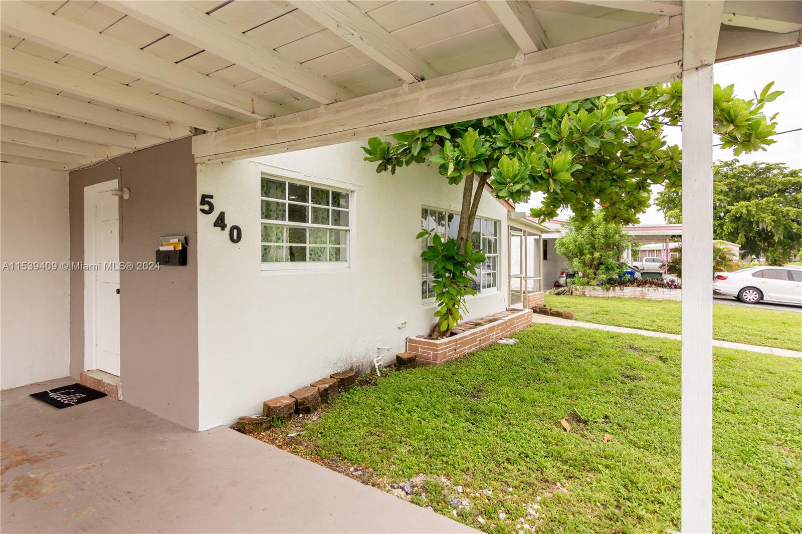 540 28th Ave, Fort Lauderdale, FL, 33312 United States, 4 Bedrooms Bedrooms, ,3 BathroomsBathrooms,Residential,For Sale,28th Ave,A11539409